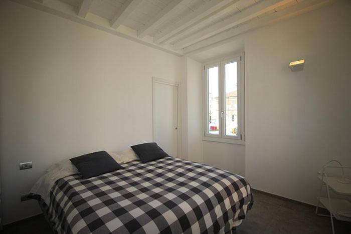 Piazza Trento 11 Lägenhet Monza Exteriör bild